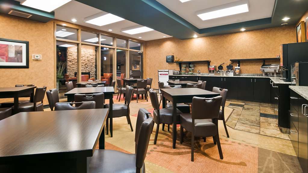 Best Western Wainwright Inn & Suites Restaurant foto