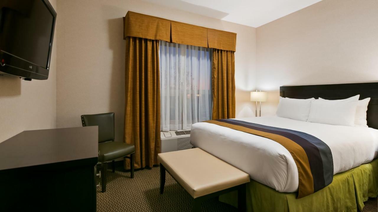 Best Western Wainwright Inn & Suites Exterior foto